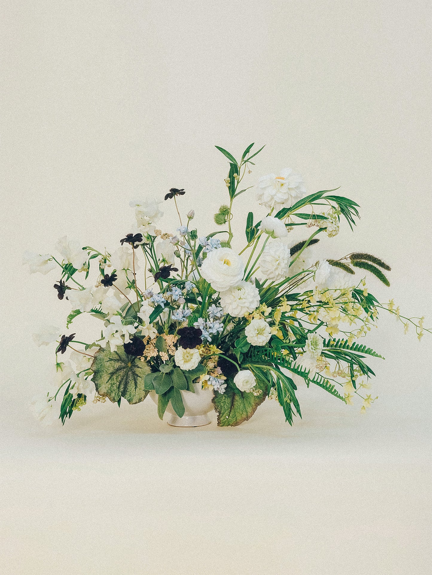 LUXE SEASONAL ARRANGEMENT
