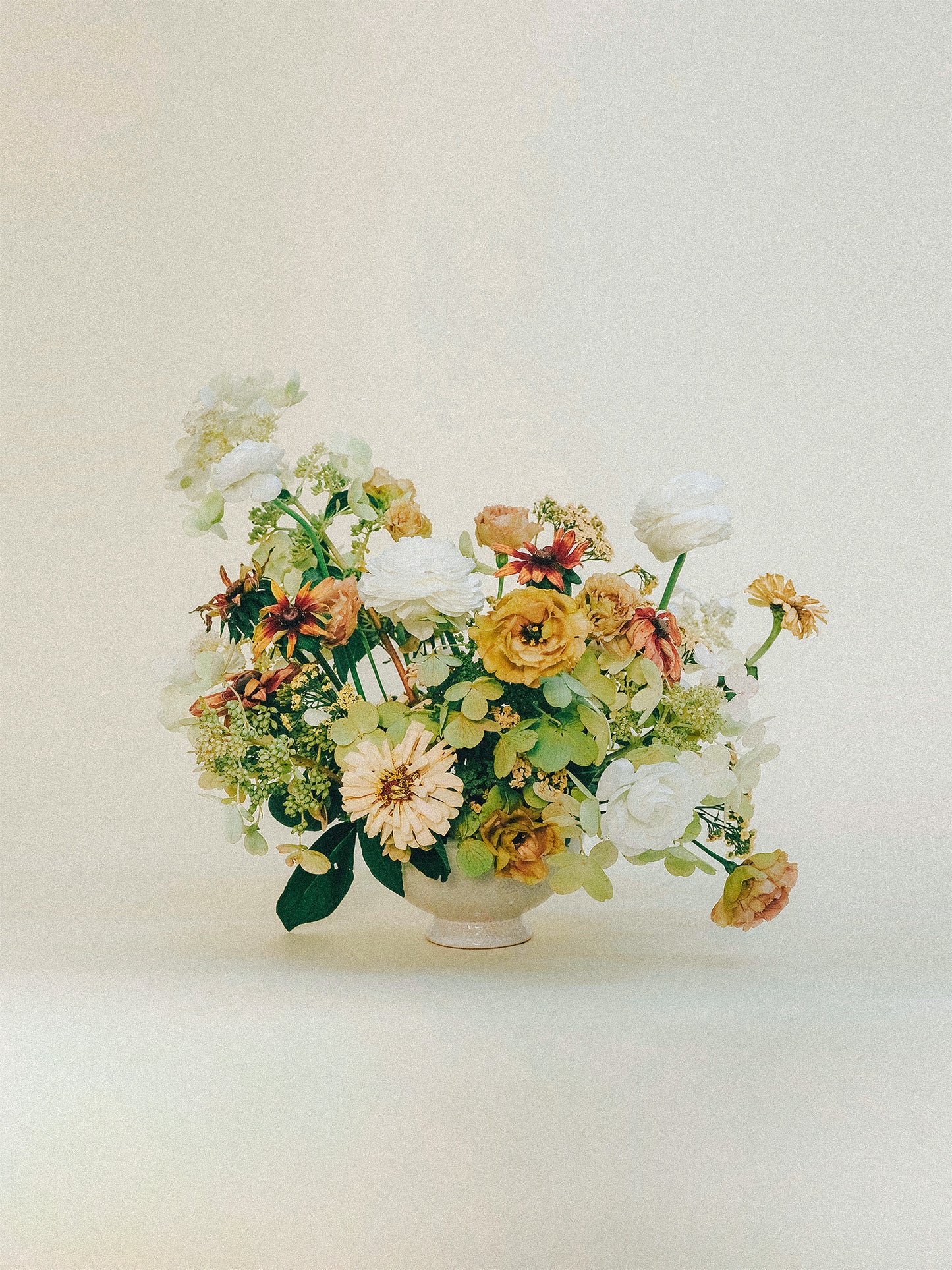 SIGNATURE SEASONAL ARRANGEMENT