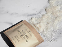 Circular Living bath soak from the Unwind Deluxe spa box